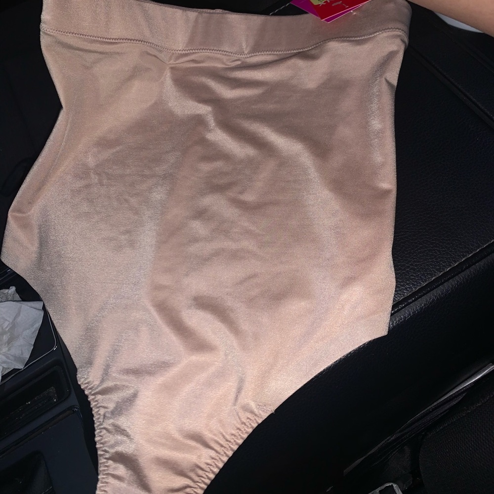 Spanx NEW. With tags. NEVER used